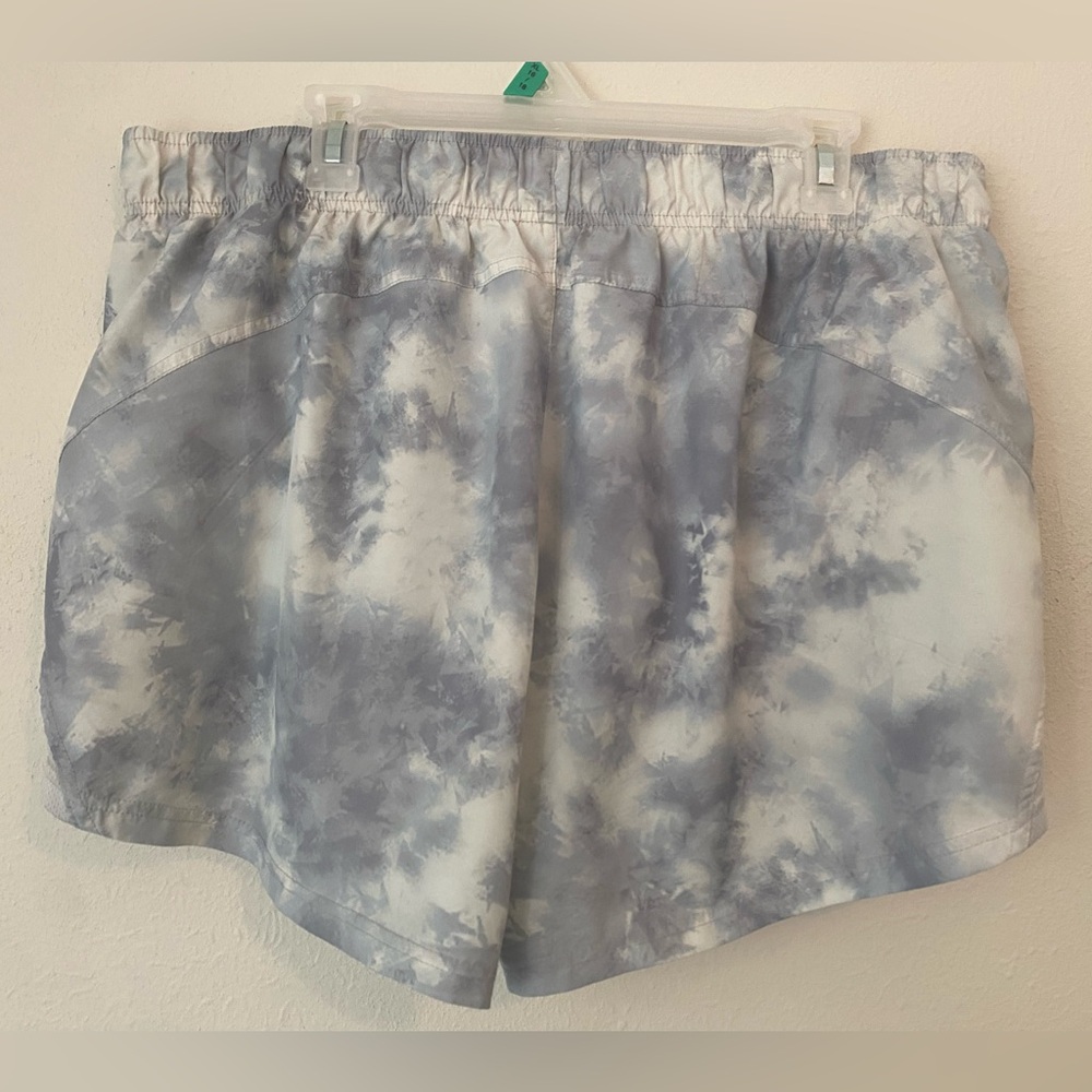Running Shorts - Picture 2 of 3
